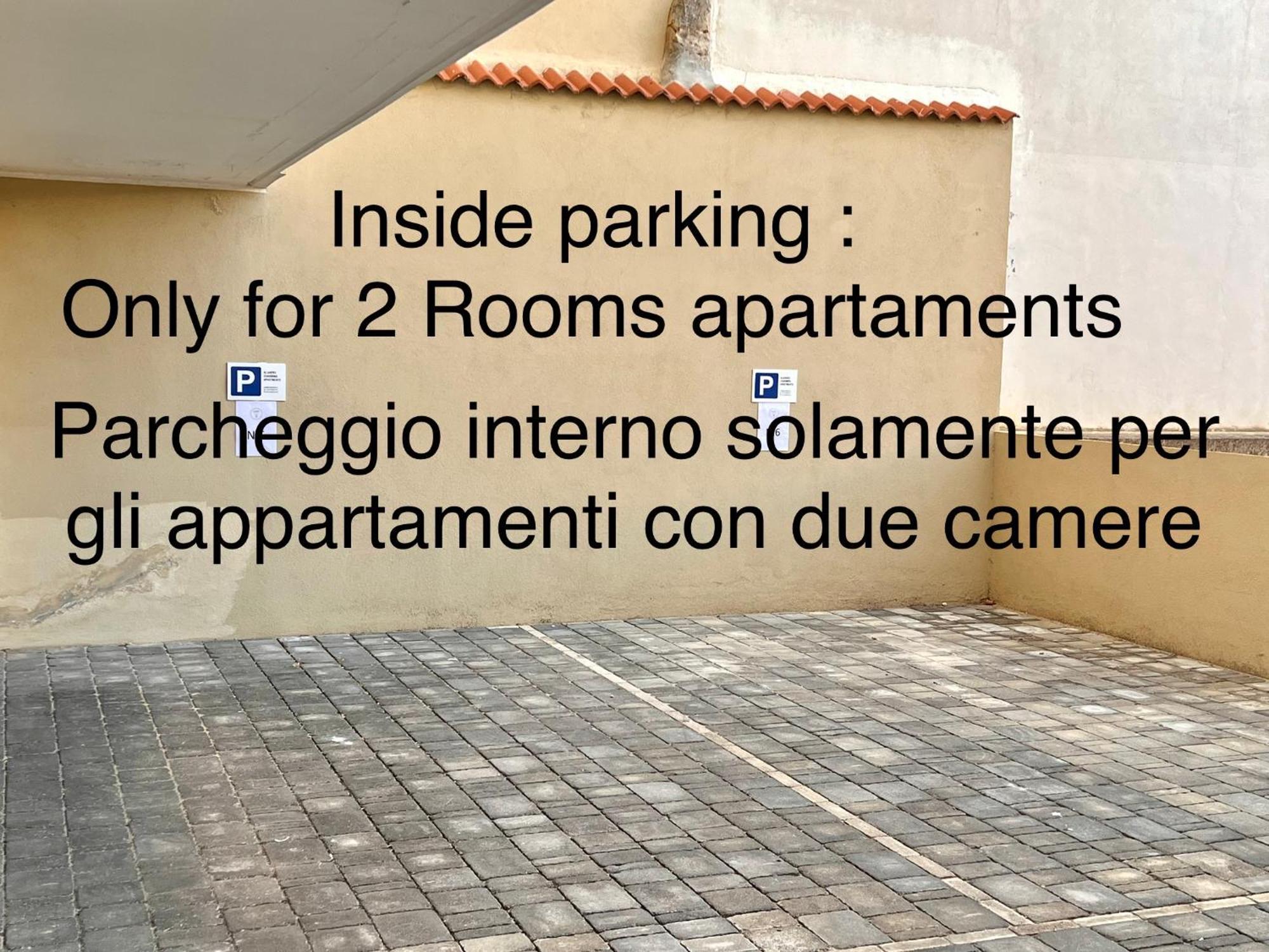 Alghero Charming Apartments Downtown Exterior photo